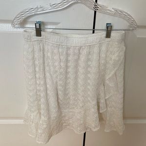 White lace skirt